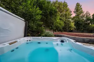 17250 Pine Ave, Los Gatos, CA 95032 - Photo 49