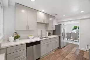17250 Pine Ave, Los Gatos, CA 95032 - Photo 21