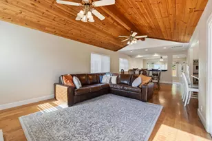 1691 Monticello Dr, Hollister, CA 95023 - Photo 9