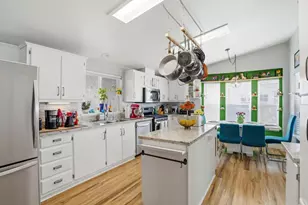 1085 Tasman Dr 859, Sunnyvale, CA 94089 - Photo 13