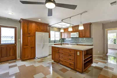784 Sherman Oaks Dr, San Jose, CA 95128 - Photo 15