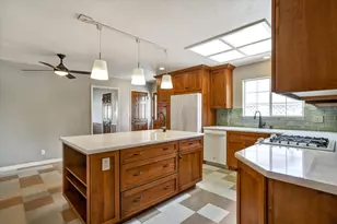 784 Sherman Oaks Dr, San Jose, CA 95128 - Photo 9