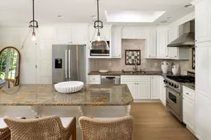 1033 Oakland Ave, Menlo Park, CA 94025 - Photo 5