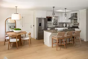 1033 Oakland Ave, Menlo Park, CA 94025 - Photo 3