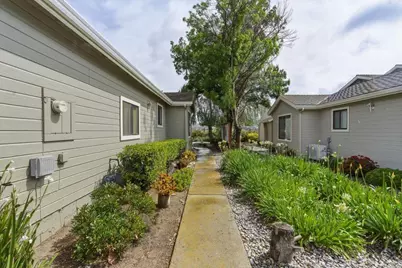 737 Helen Dr, Hollister, CA 95023 - Photo 29