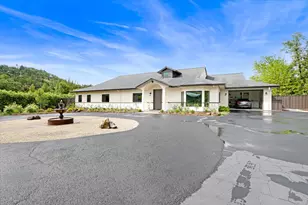 695 Quietwater, Santa Rosa, CA 95404 - Photo 3