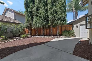 7251 Sleepy Creek Dr, San Jose, CA 95120 - Photo 21