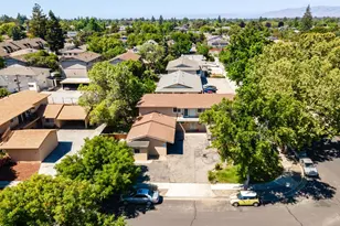 1395 Ontario Ln, Campbell, CA 95008 - Photo 35