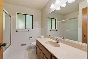 8050 Chardonay Ct, San Jose, CA 95135 - Photo 21