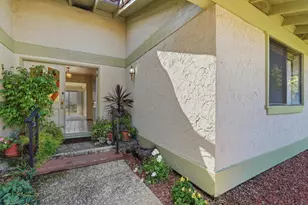 8050 Chardonay Ct, San Jose, CA 95135 - Photo 3