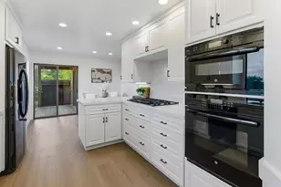 27000 Appaloosa Way, Los Altos Hills, CA 94022 - Photo 19
