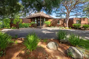 27000 Appaloosa Way, Los Altos Hills, CA 94022 - Photo 3