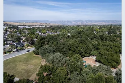 3717 Thousand Oaks Dr, San Jose, CA 95136 - Photo 5