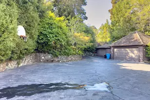 2155 Geri Ln, Hillsborough, CA 94010 - Photo 9