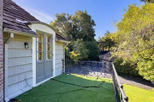 2155 Geri Ln, Hillsborough, CA 94010 - Photo 55