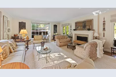 2155 Geri Ln, Hillsborough, CA 94010 - Photo 19