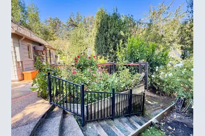 2155 Geri Ln, Hillsborough, CA 94010 - Photo 71