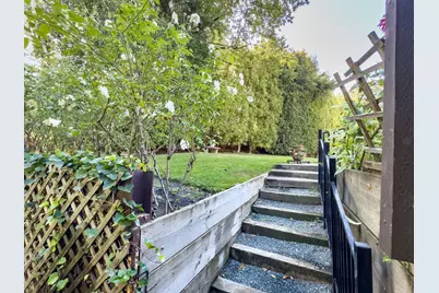 2155 Geri Ln, Hillsborough, CA 94010 - Photo 75