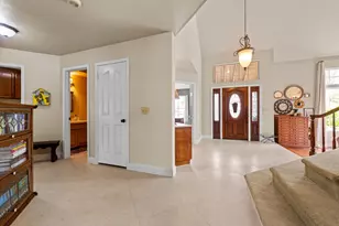 132 Calle Cuesta, Hollister, CA 95023 - Photo 33