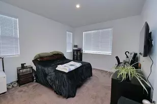 571 Pleasant Dr, Lathrop, CA 95330 - Photo 7