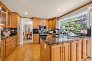 1144 Elmsford Dr, Cupertino, CA 95014 - Photo 11