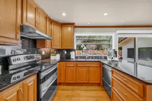 1144 Elmsford Dr, Cupertino, CA 95014 - Photo 13