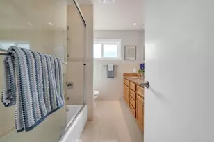 1144 Elmsford Dr, Cupertino, CA 95014 - Photo 29