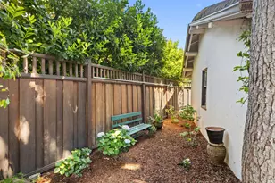 828 Blandford Blvd, Redwood City, CA 94062 - Photo 39