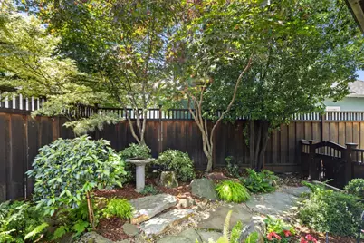 828 Blandford Blvd, Redwood City, CA 94062 - Photo 37