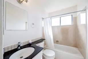 15065 Hesperian Blvd 22, San Leandro, CA 94578 - Photo 13