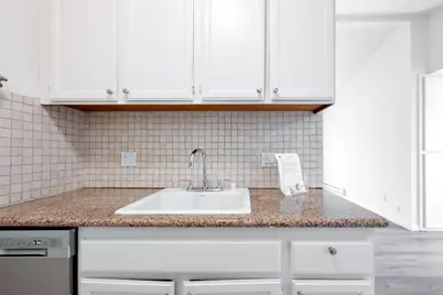 15065 Hesperian Blvd 22, San Leandro, CA 94578 - Photo 9