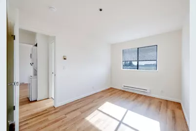 15065 Hesperian Blvd 22, San Leandro, CA 94578 - Photo 17