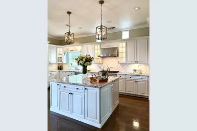 3997 Chamberer Dr, San Jose, CA 95135 - Photo 11