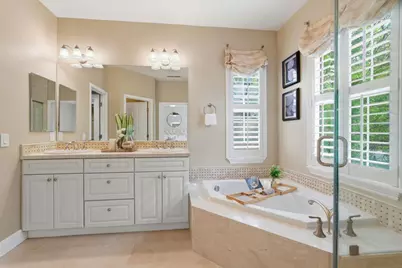 3997 Chamberer Dr, San Jose, CA 95135 - Photo 25