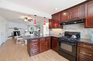 1642 Glenville Dr, San Jose, CA 95124 - Photo 9