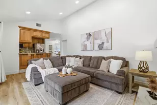 456 Crosslees Dr, San Jose, CA 95111 - Photo 9