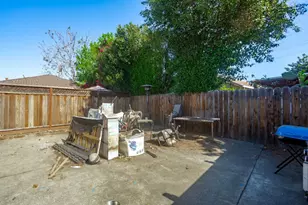 1120 Locust St, San Jose, CA 95110 - Photo 13