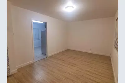 1120 Locust St, San Jose, CA 95110 - Photo 9