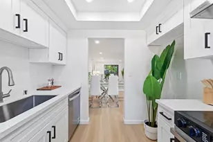 3057 Shadow Springs Pl, San Jose, CA 95121 - Photo 13