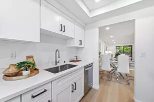 3057 Shadow Springs Pl, San Jose, CA 95121 - Photo 15