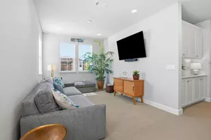 271 10th St, Marina, CA 93933 - Photo 11