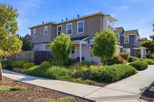 271 10th St, Marina, CA 93933 - Photo 1