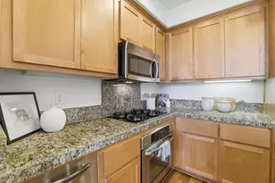 San Carlos St, San Jose, CA 95126 - Photo 13