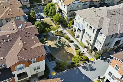 2061 Kiwi, San Jose, CA 95133 - Photo 49