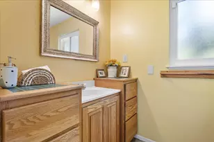 13901 Skyline Blvd, Oakland, CA 94619 - Photo 25