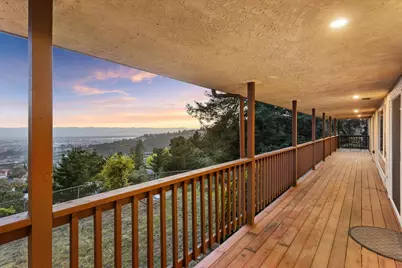 13901 Skyline Blvd, Oakland, CA 94619 - Photo 27