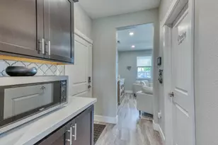 211 Scarlett Wy, Hollister, CA 95023 - Photo 11