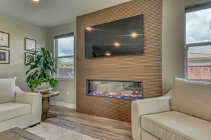 211 Scarlett Wy, Hollister, CA 95023 - Photo 33