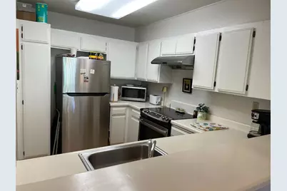 2140 Santa Cruz Ave 203, Menlo Park, CA 94025 - Photo 11
