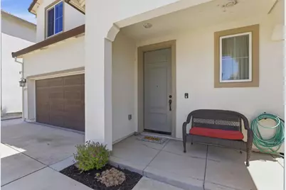 551 Gabriele Ct, Hollister, CA 95023 - Photo 3